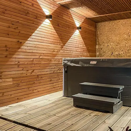 Corps De Ferme Avec Jacuzzi